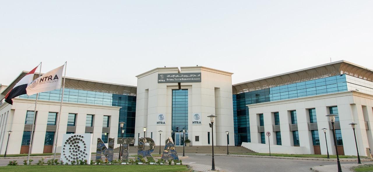 جهاز الاتصالات يمنح 5 دقائق دولية مجانية للمشتركين للاتصال بالدول العربية
