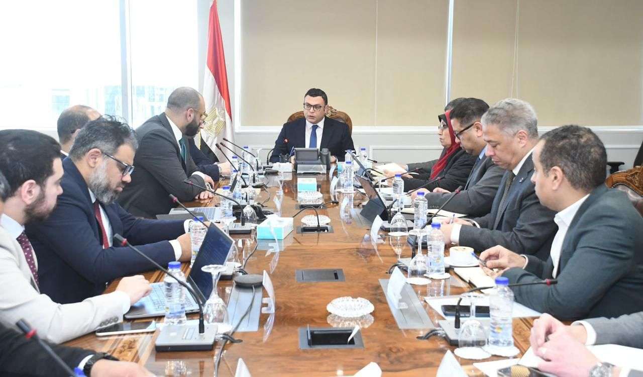 منصة تصدير العقار المصري تدخل مراحلها النهائية.. وزير الإسكان يتابع التنفيذ